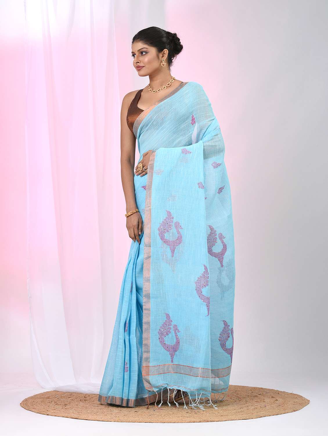 women self design handloom saree with blouse - 22060701 -  Standard Image - 3