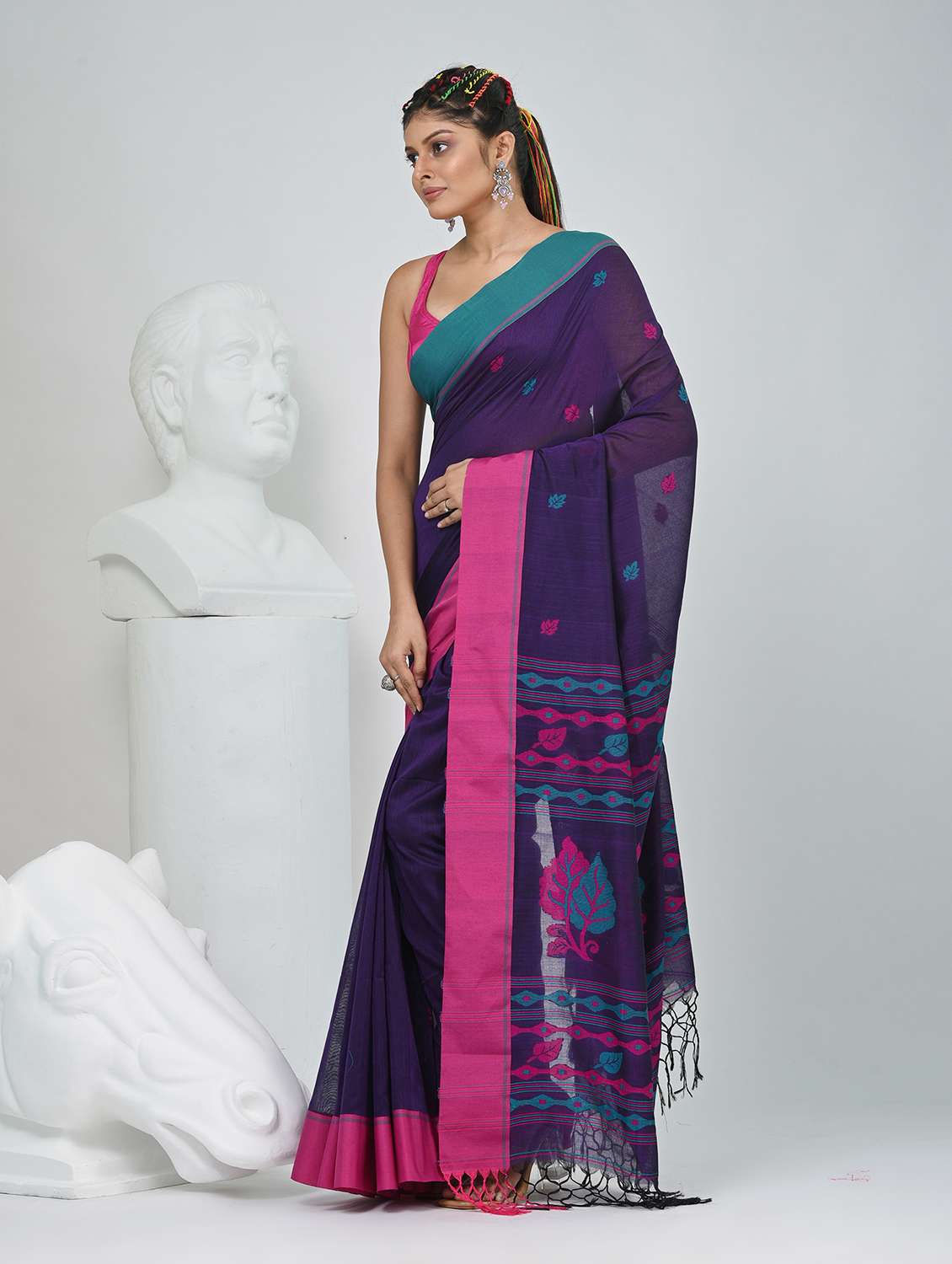 women self design handloom saree with blouse - 22060800 -  Standard Image - 3
