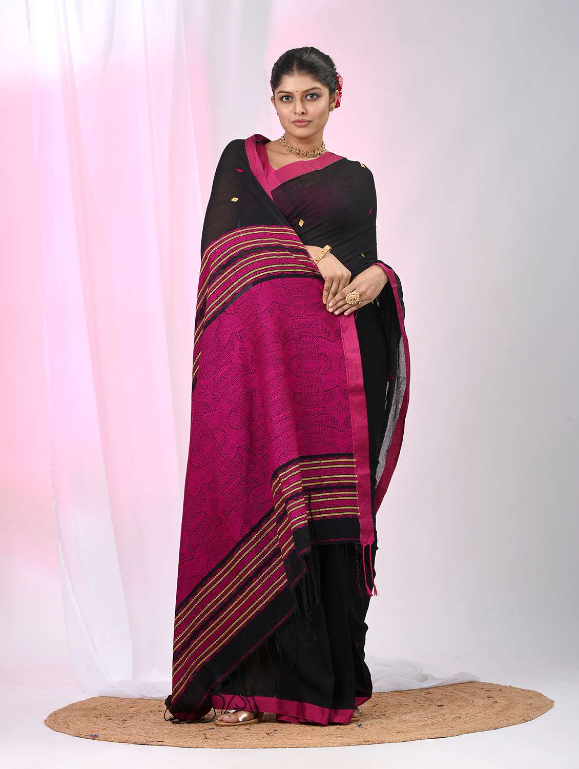 women self design handloom saree with blouse - 22060812 -  Standard Image - 3