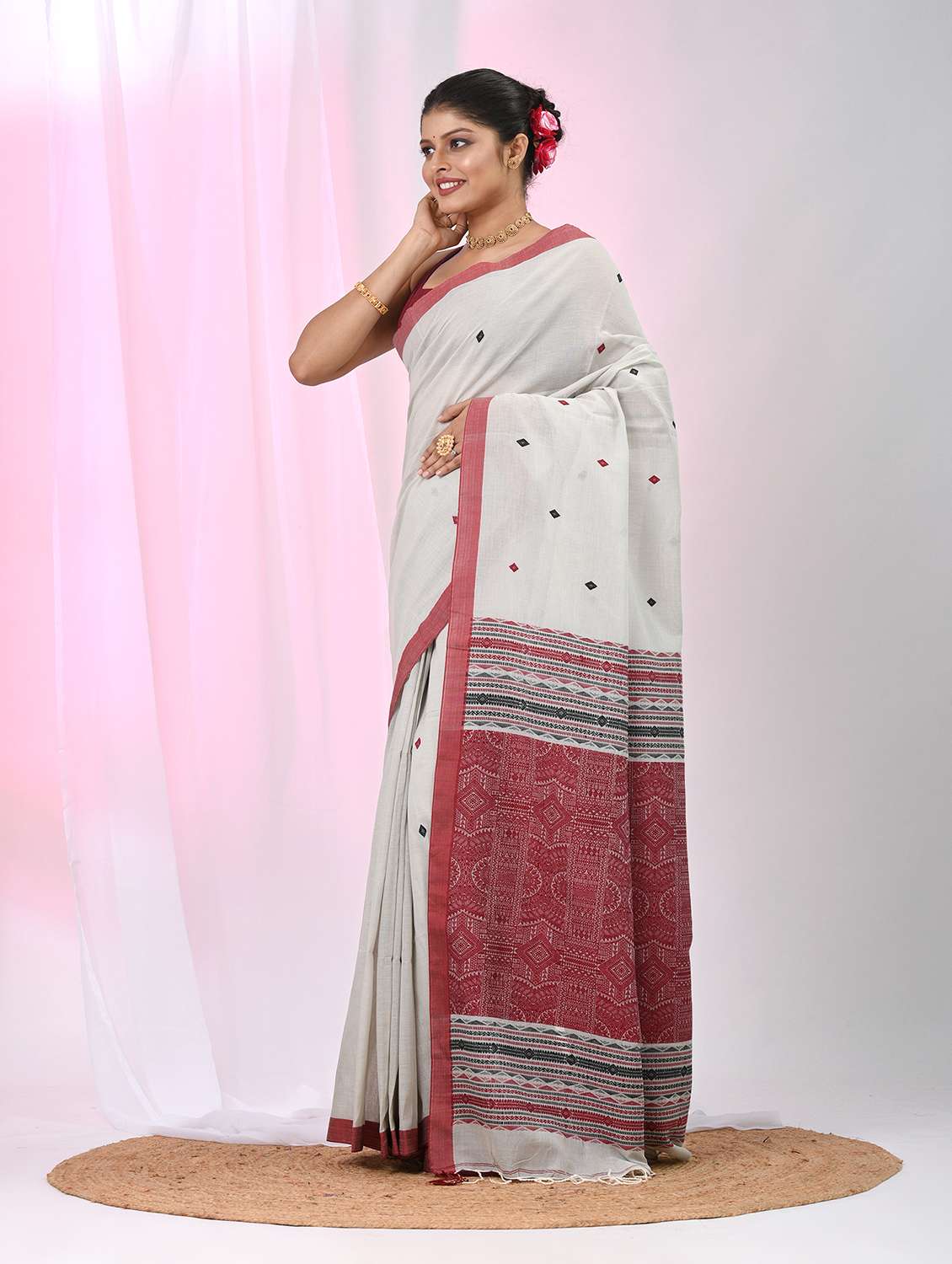 women self design handloom saree with blouse - 22060813 -  Standard Image - 3