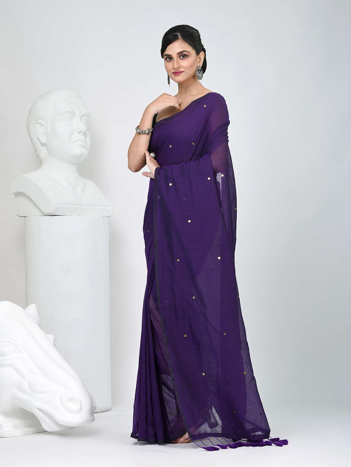women solid with work handloom saree with blouse - 22060838 -  Standard Image - 3