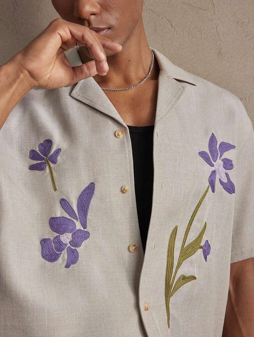 men embroidered short sleeve loose fit shirt - 22061253 - Standard Image - 3