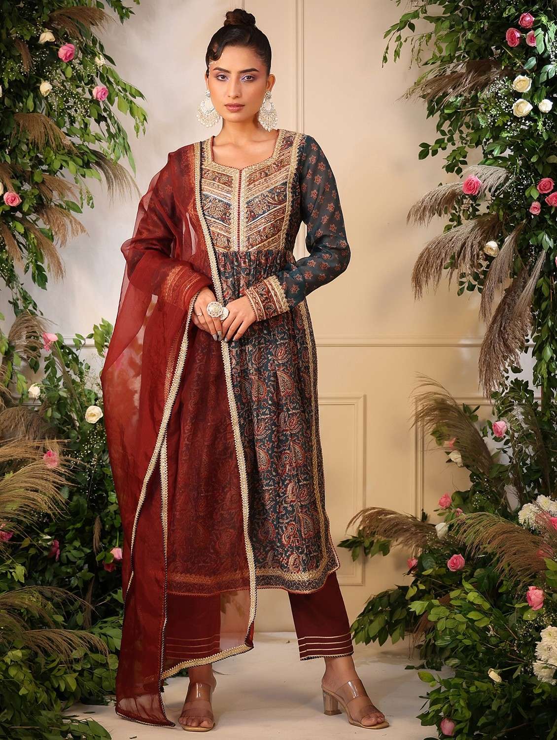 women printed long sleeve kurta pant with dupatta set - 22061449 - Zoom Image - 0