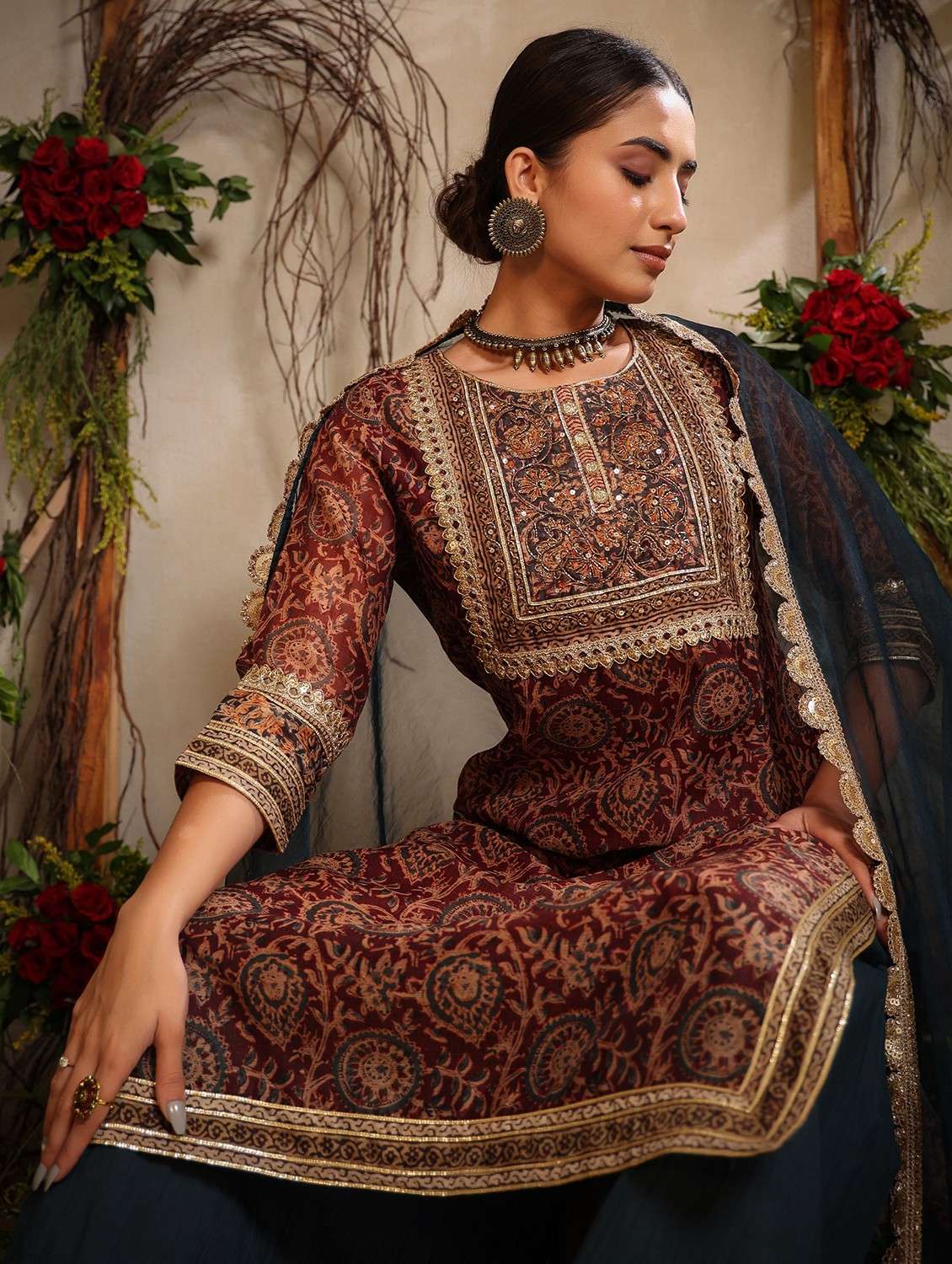 women three quarter sleeve kurta sharara with dupatta set - 22061451 - Standard Image - 3