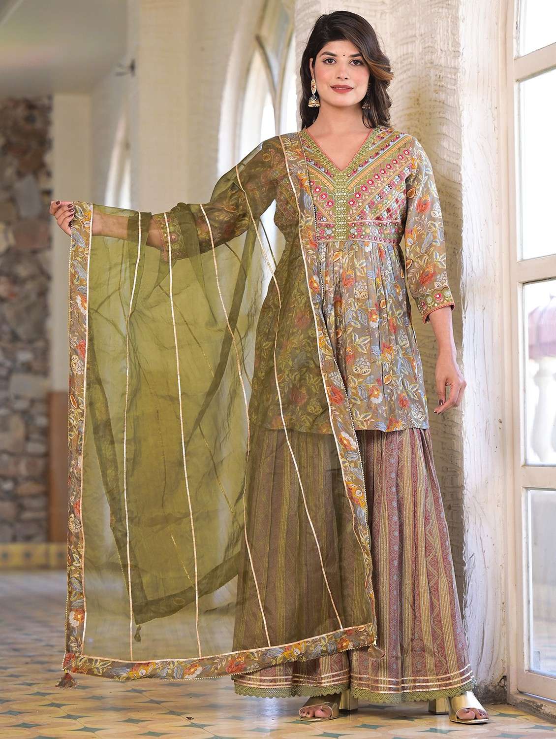 women three quarter sleeve kurta sharara with dupatta set - 22061455 -  Zoom Image - 0
