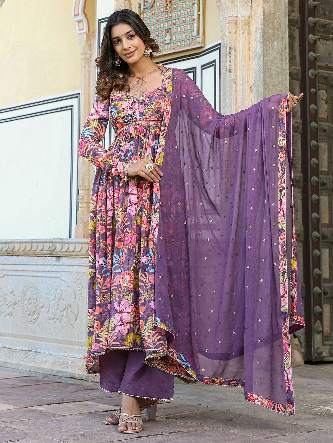 women floral long sleeve kurta pant with dupatta set - 22061485 - Zoom Image - 0