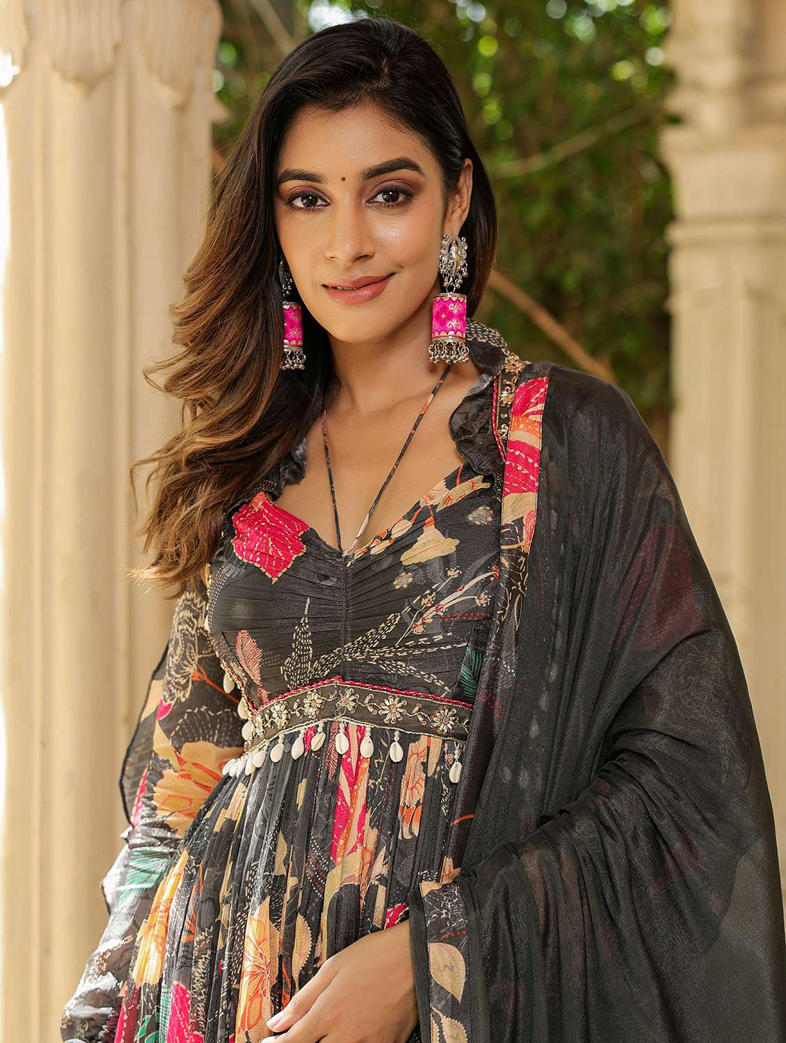 women floral long sleeve kurta pant with dupatta set - 22061489 - Standard Image - 5