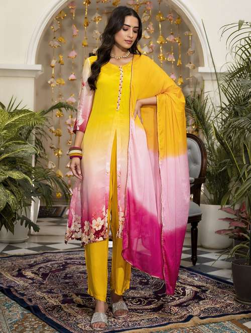 women three quarter sleeve kurta pant with dupatta set - 22061492 -  Standard Image - 0