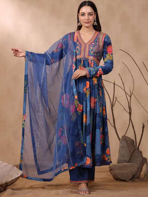 women printed long sleeve kurta pant with dupatta set - 22061497 -  Standard Image - 0