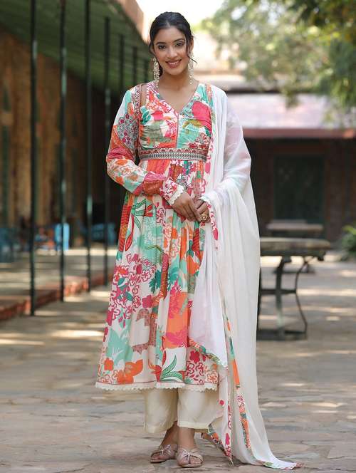 women printed long sleeve kurta pant with dupatta set - 22061498 -  Standard Image - 0