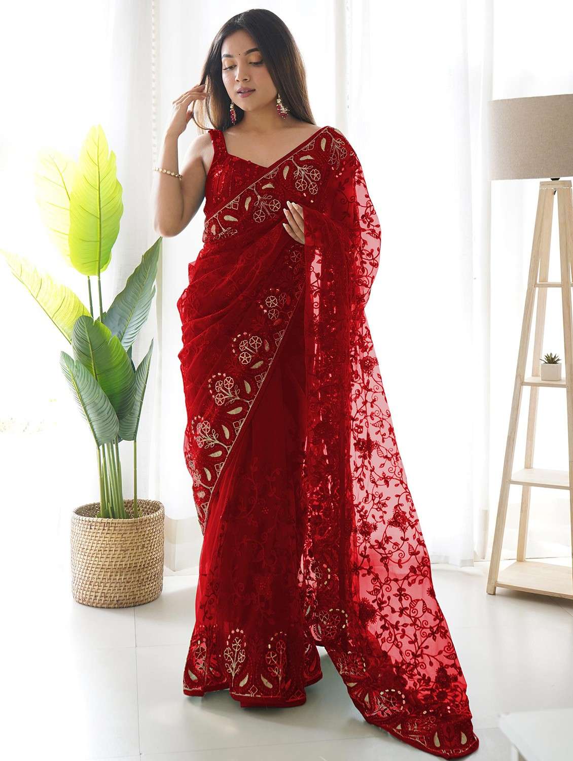 women solid with work embroidered saree with blouse - 22061651 - Zoom Image - 0