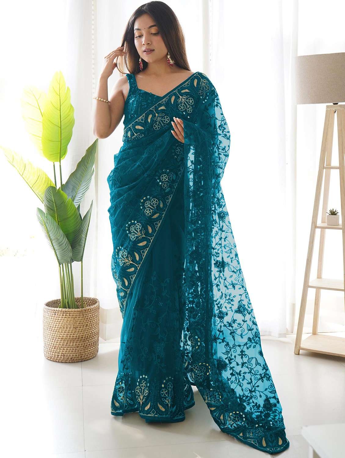 women solid with work embroidered saree with blouse - 22061653 -  Zoom Image - 0