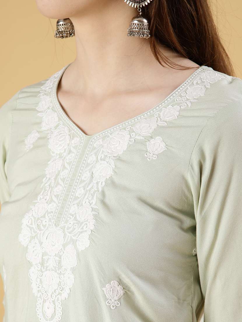 women embroidered three quarter sleeve straight kurta - 22061658 -  Standard Image - 5