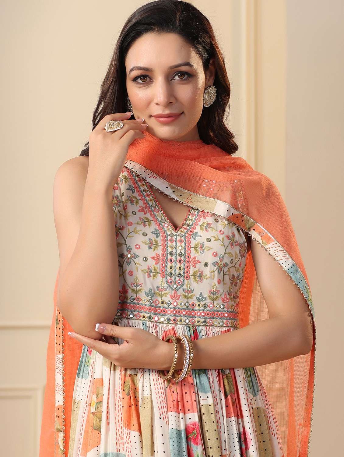 women printed sleeveless anarkali and dupatta set - 22061819 - Standard Image - 5