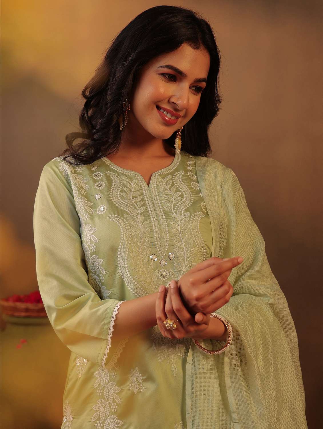 women three quarter sleeve kurta pant with dupatta set - 22062043 -  Standard Image - 5