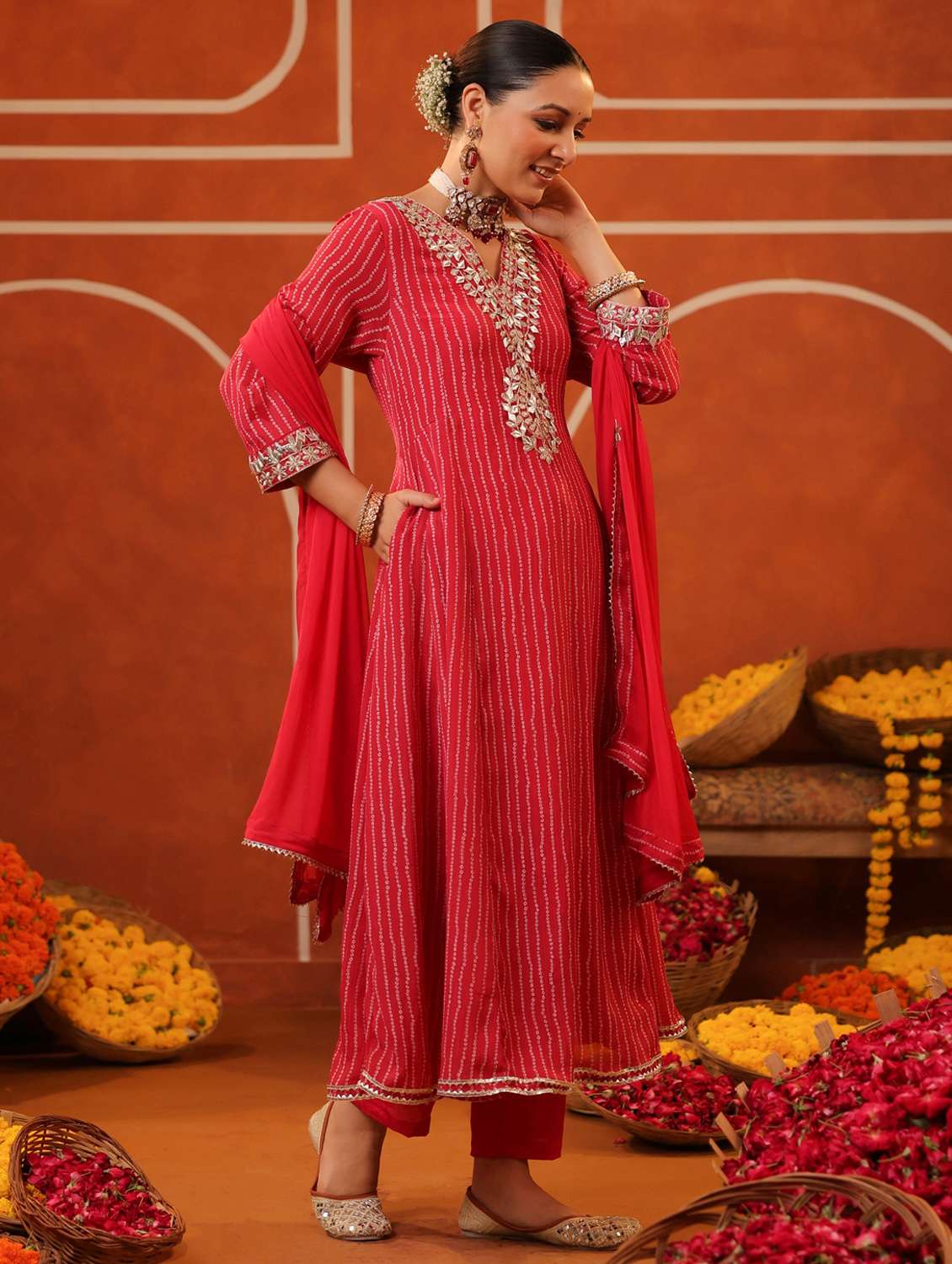 women three quarter sleeve kurta pant with dupatta set - 22062049 - Standard Image - 3