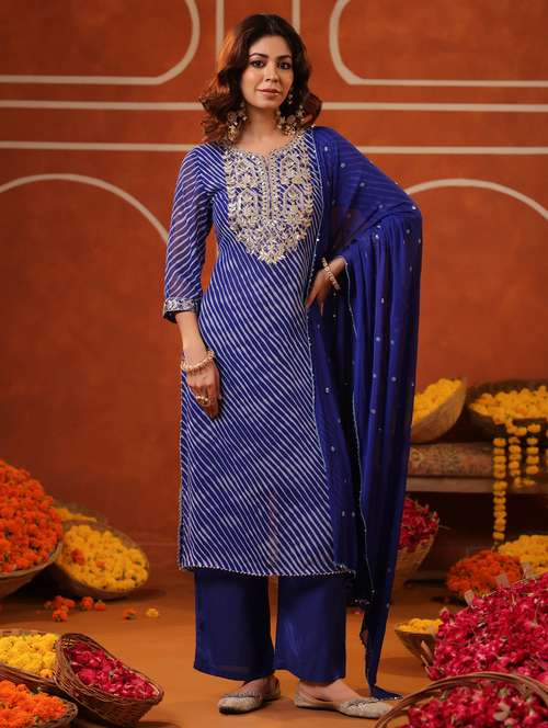 women three quarter sleeve kurta pant with dupatta set - 22062053 - Standard Image - 0