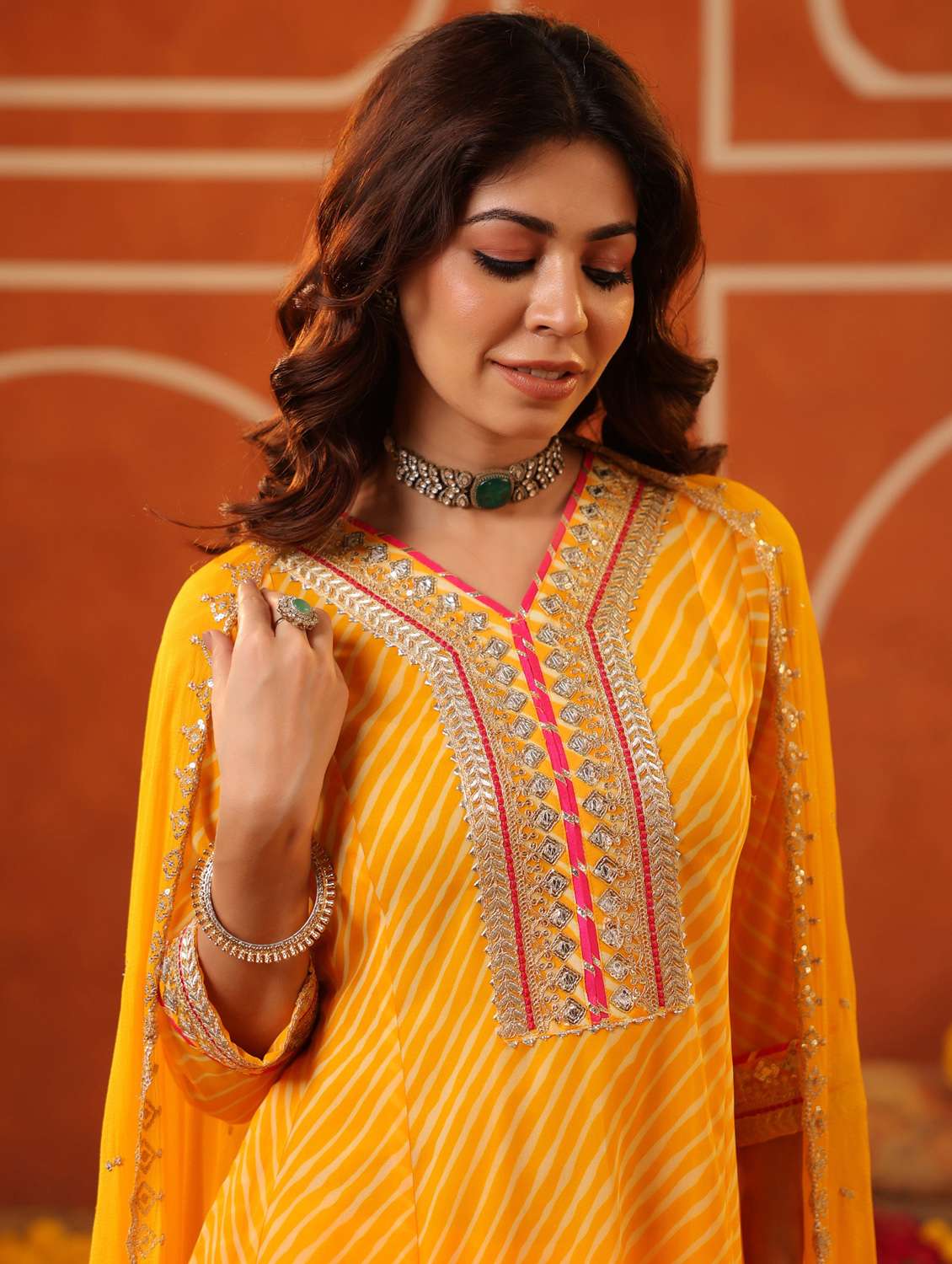 women three quarter sleeve kurta pant with dupatta set - 22062058 - Standard Image - 5
