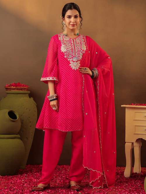 women three quarter sleeve kurta salwar with dupatta set - 22062060 -  Standard Image - 0