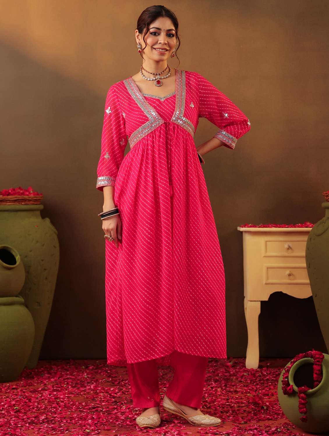 women three quarter sleeve kurta pant set - 22062062 - Standard Image - 3