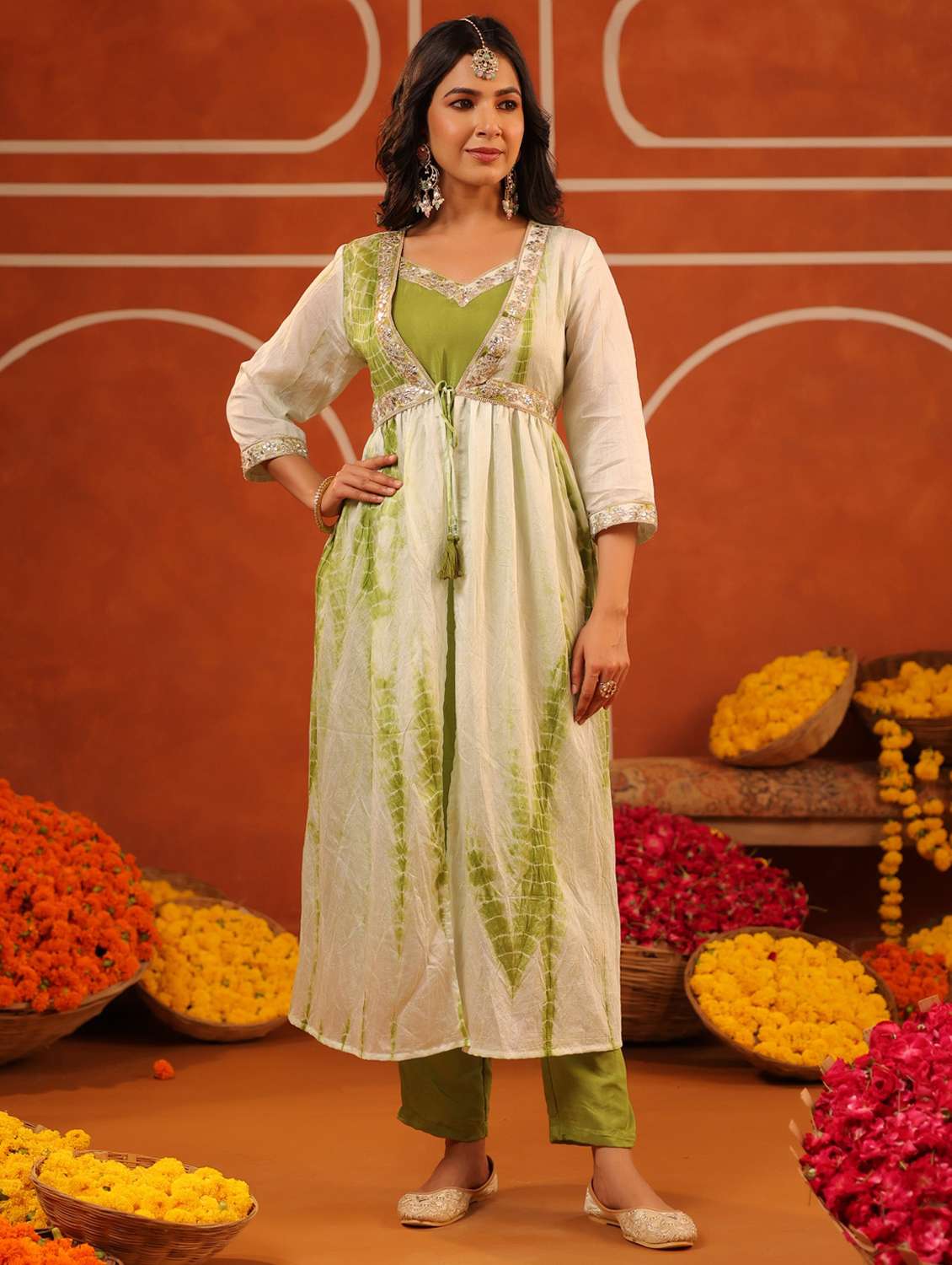 women three quarter sleeve kurta pant set