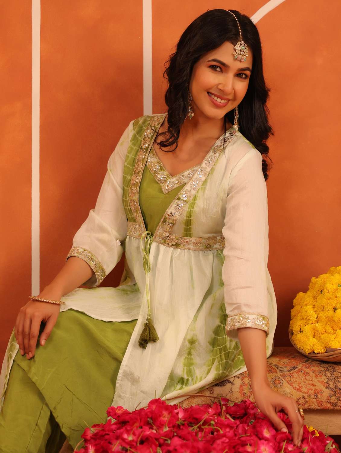 women three quarter sleeve kurta pant set - 22062063 -  Standard Image - 5