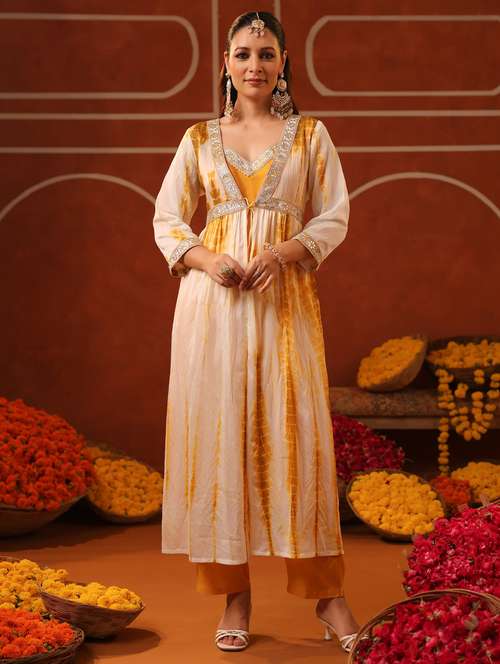 women three quarter sleeve kurta pant set - 22062065 -  Standard Image - 0