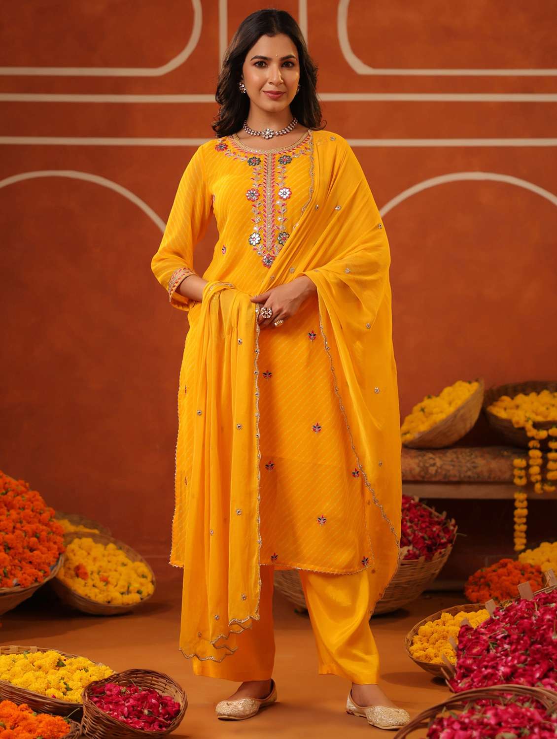 women three quarter sleeve kurta pant with dupatta set - 22062068 -  Zoom Image - 0