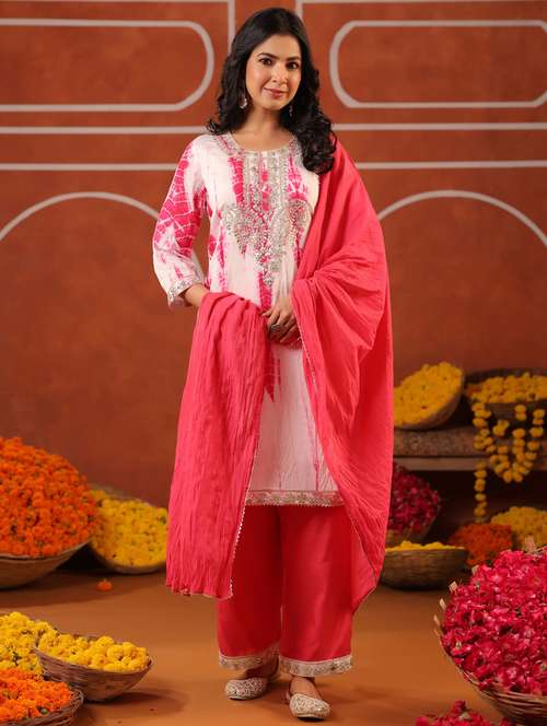 women three quarter sleeve kurta pant with dupatta set - 22062070 -  Standard Image - 0