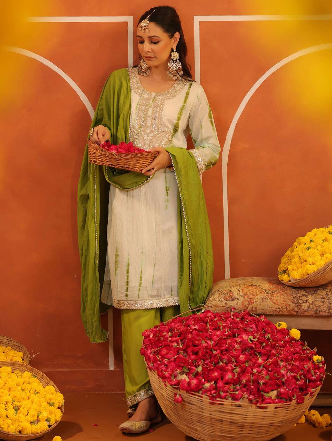women three quarter sleeve kurta pant with dupatta set - 22062071 - Standard Image - 3