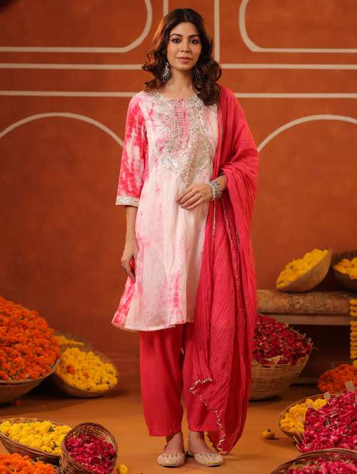 women three quarter sleeve kurta salwar with dupatta set - 22062072 -  Standard Image - 0