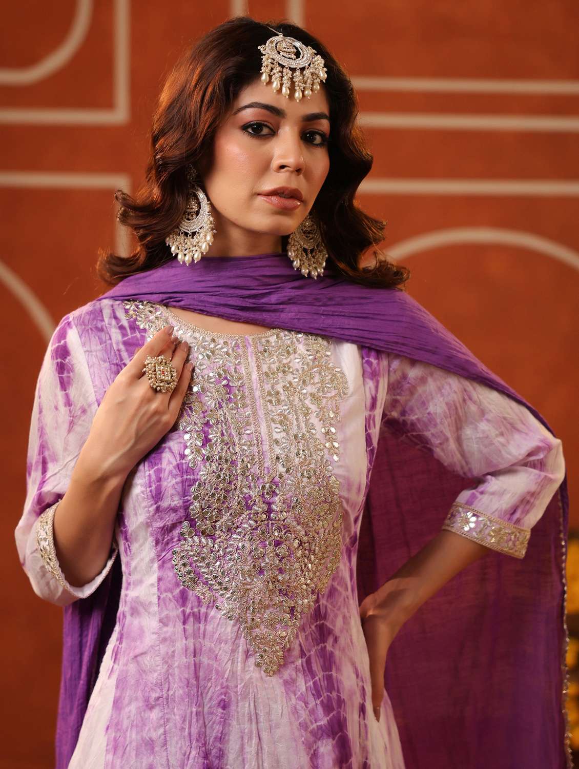 women three quarter sleeve kurta salwar with dupatta set - 22062073 - Standard Image - 5