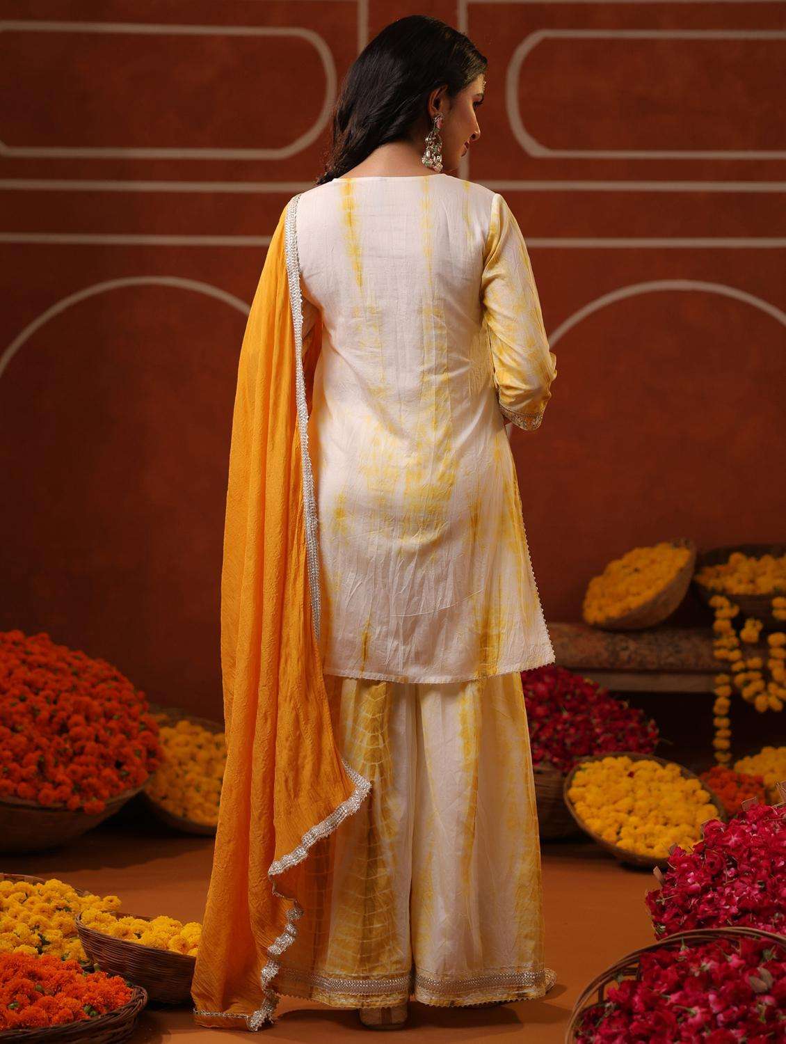 women three quarter sleeve kurta sharara with dupatta set - 22062075 -  Standard Image - 3