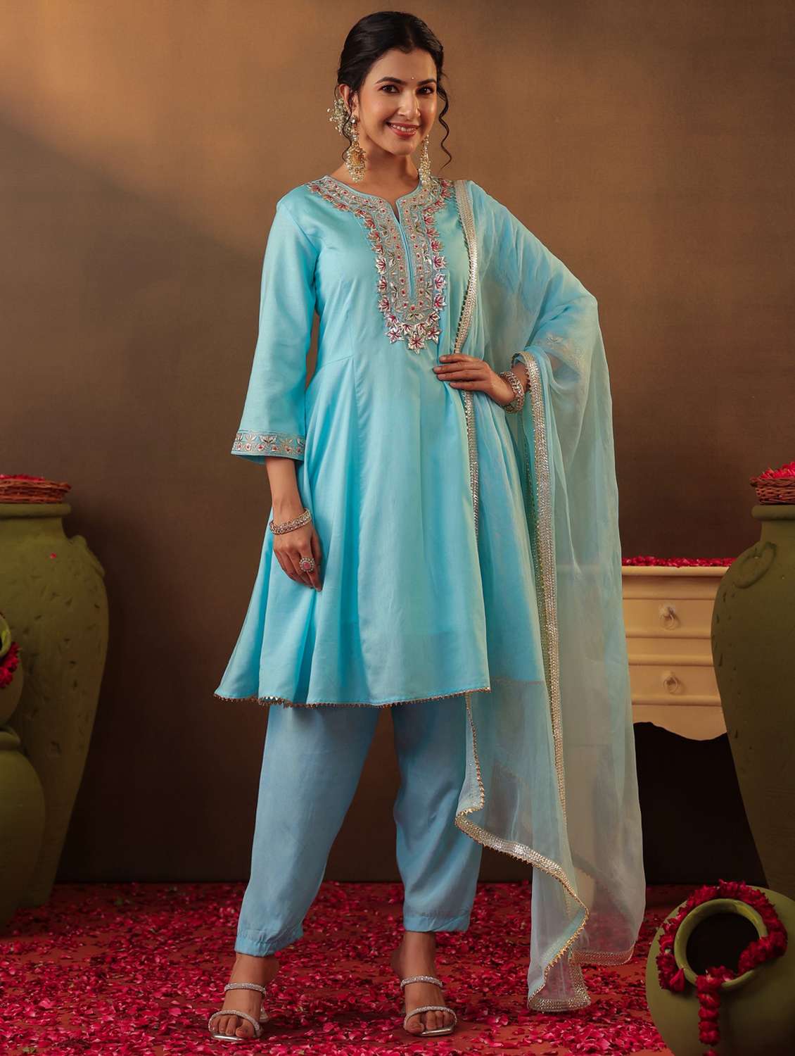women three quarter sleeve kurta salwar with dupatta set - 22062084 -  Standard Image - 3