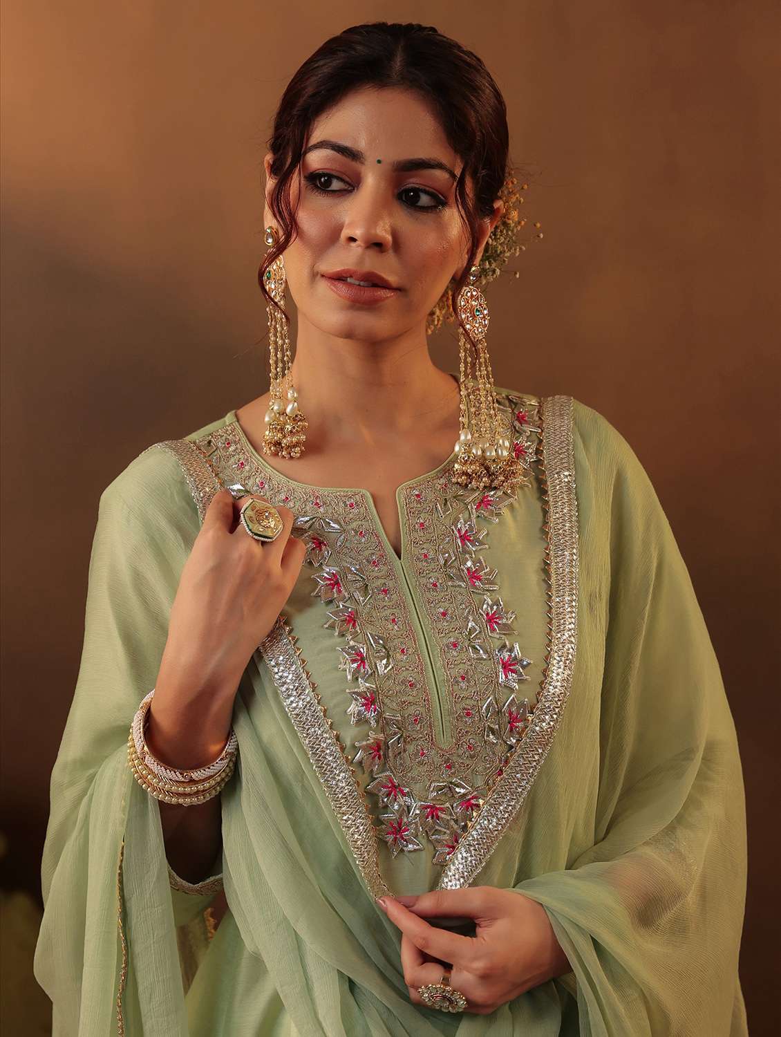 women three quarter sleeve kurta salwar with dupatta set - 22062085 - Standard Image - 5