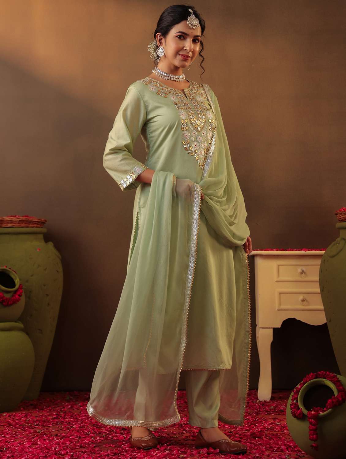 women three quarter sleeve kurta pant with dupatta set - 22062094 - Standard Image - 3