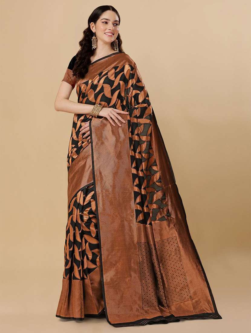 women self design banarasi saree with blouse - 22062120 - Zoom Image - 0