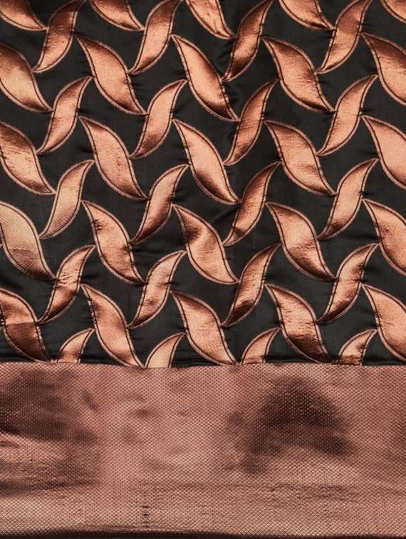 women self design banarasi saree with blouse - 22062121 - Standard Image - 5