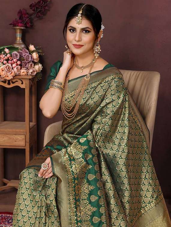 women self design banarasi saree with blouse - 22062135 - Standard Image - 5