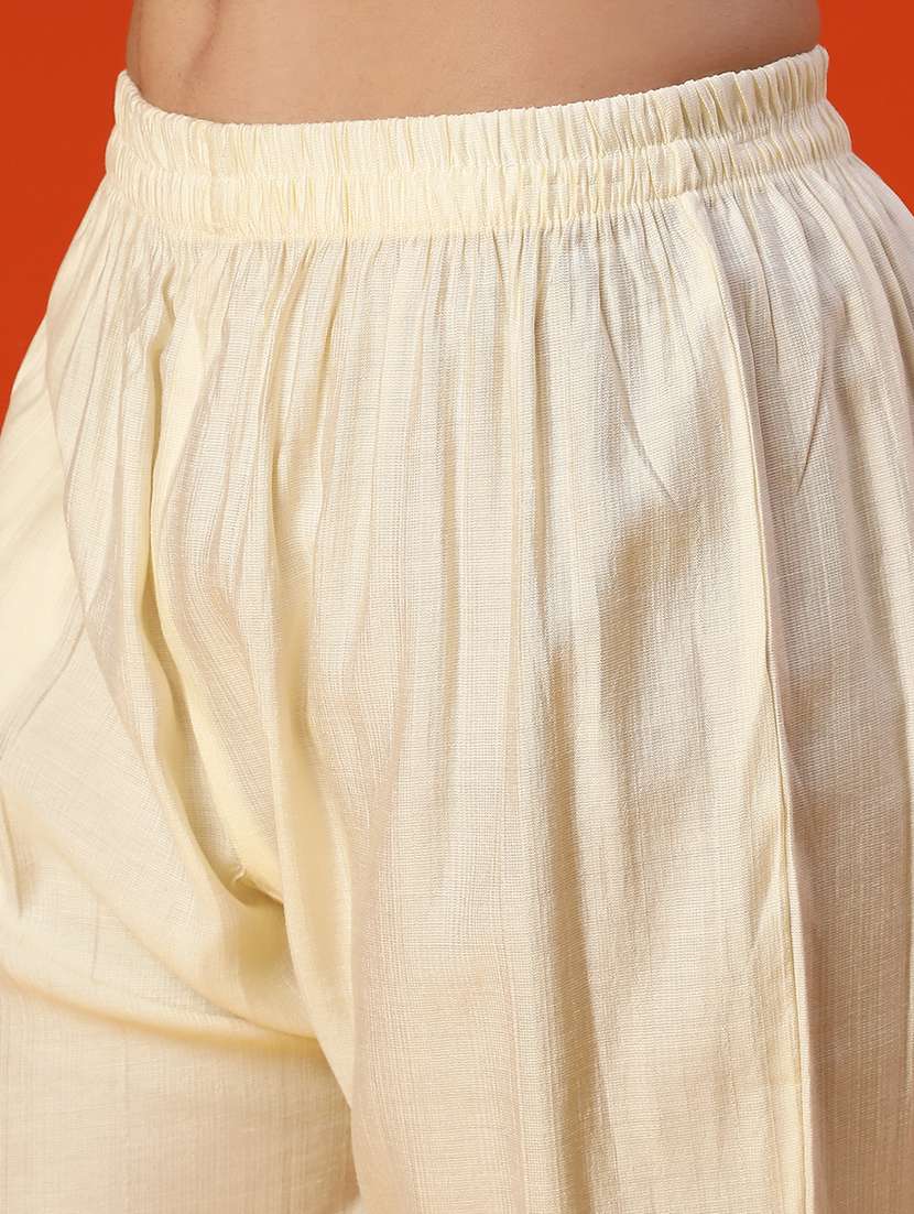 women three quarter sleeve kurta and pant with dupatta  - 22062461 -  Standard Image - 5