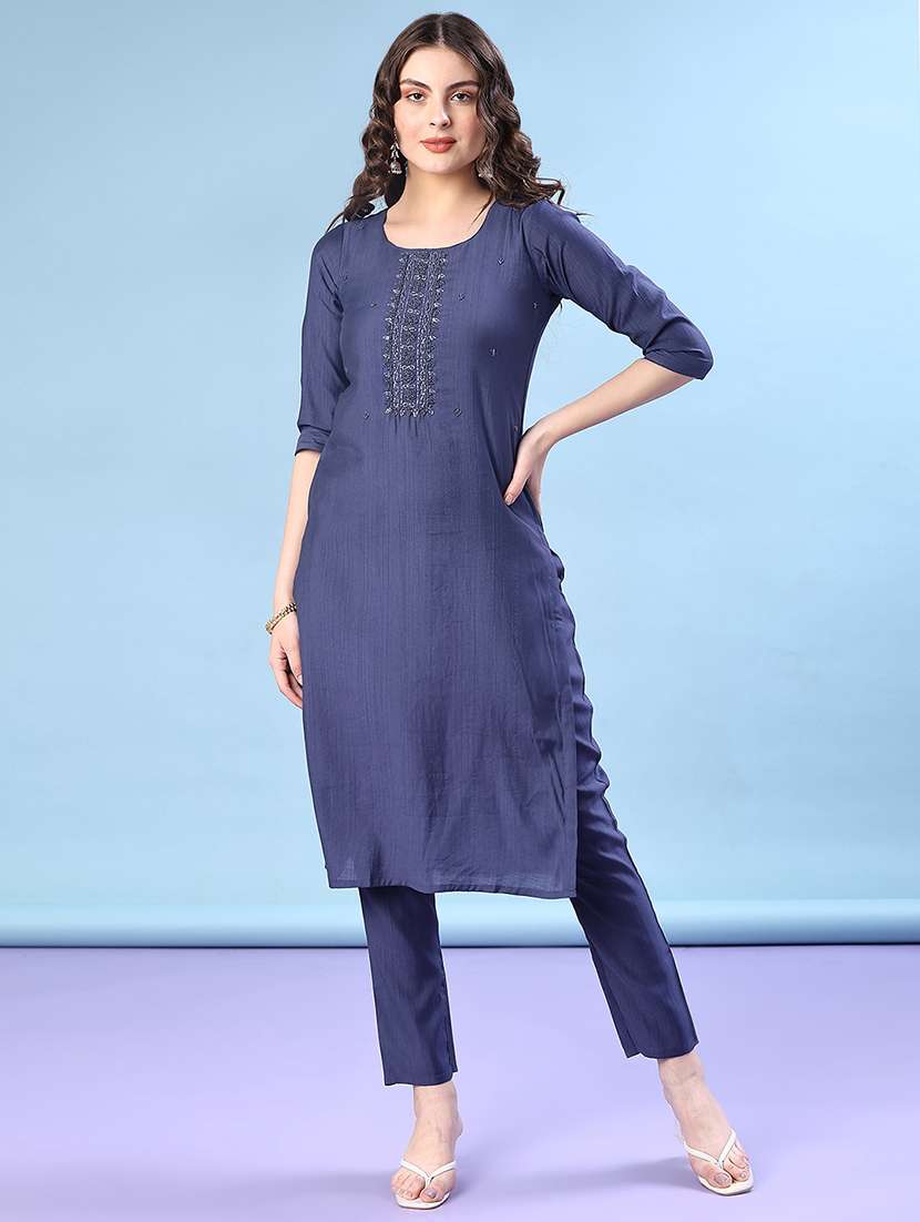 women three quarter sleeve kurta and pant  - 22062513 -  Standard Image - 3