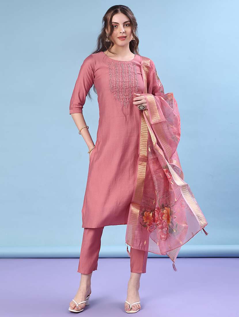 women three quarter sleeve kurta and pant with dupatta  - 22062514 -  Standard Image - 3