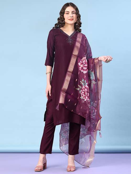 women three quarter sleeve kurta and pant with dupatta  - 22062515 -  Standard Image - 0