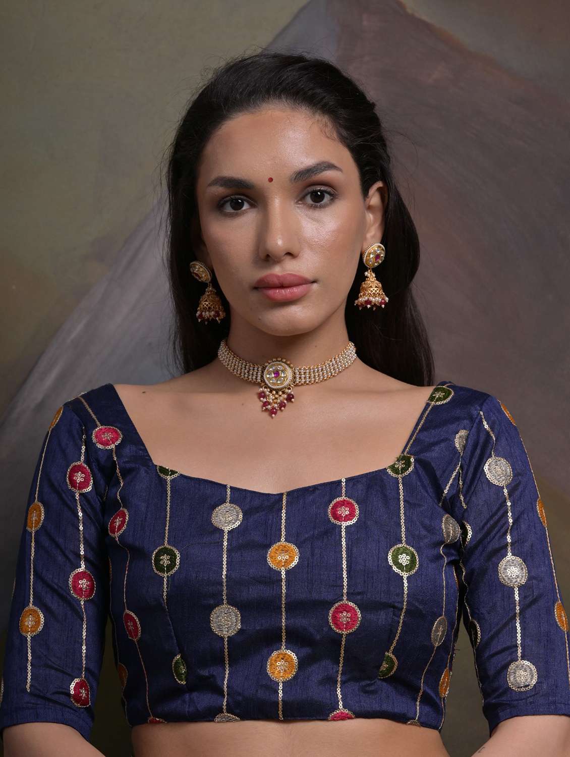 women striped bordered saree with blouse - 22062937 -  Standard Image - 3