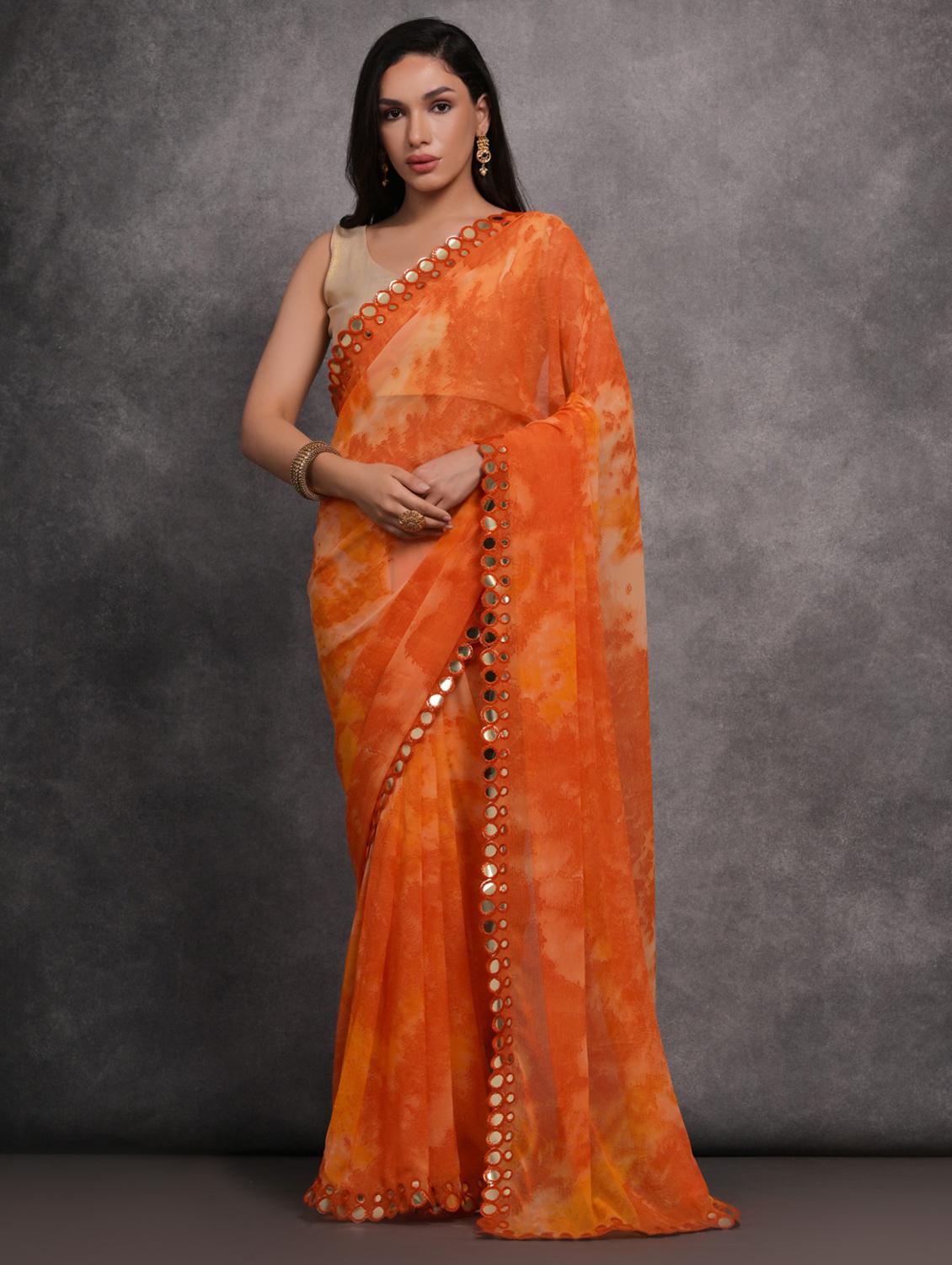 women printed casual wear saree with blouse - 22062993 -  Zoom Image - 0