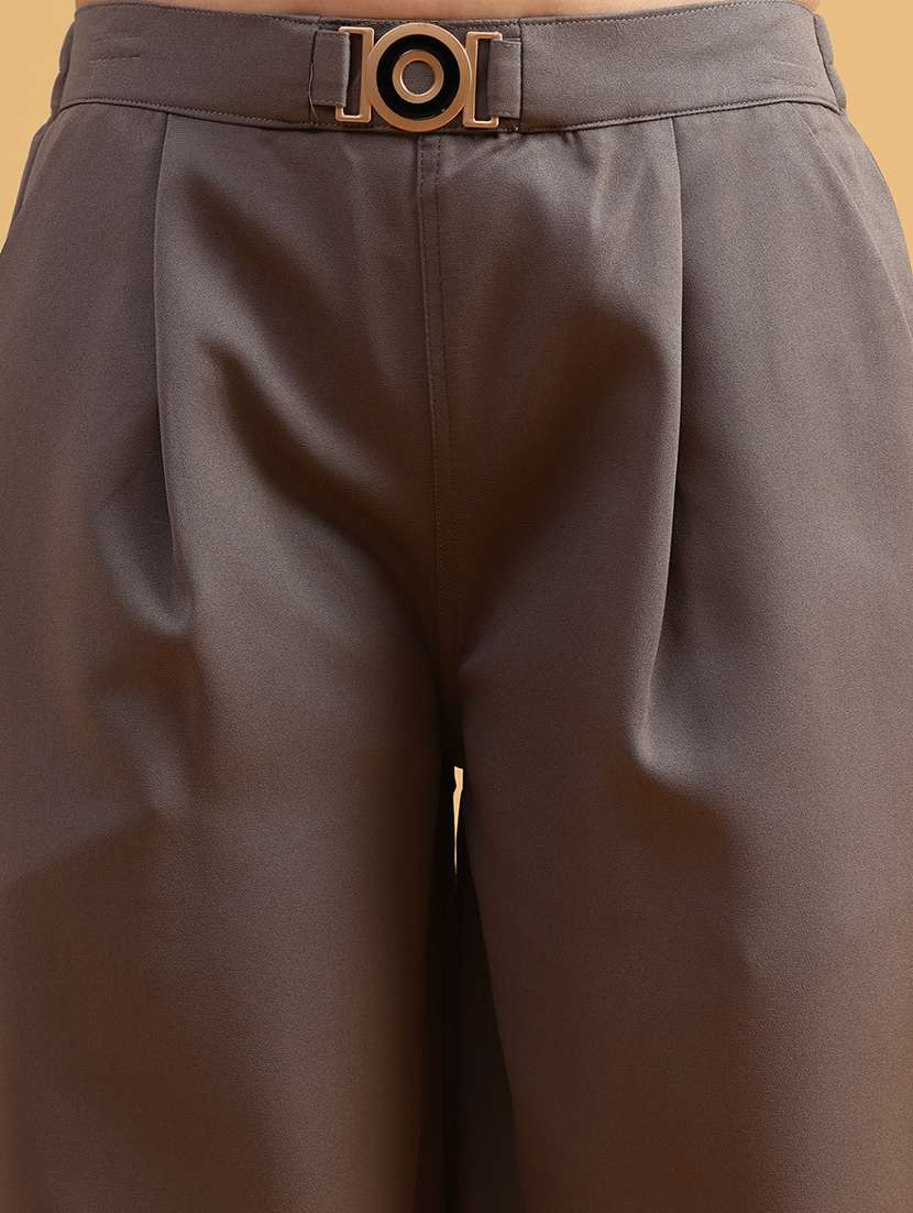 women solid mid rise straight trouser - 22063748 -  Standard Image - 5