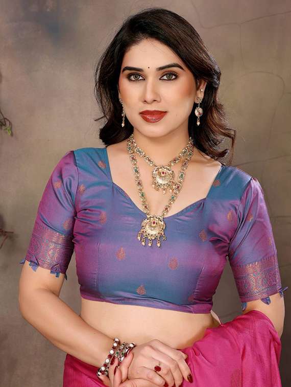 women self design banarasi saree with blouse - 22063844 - Standard Image - 5