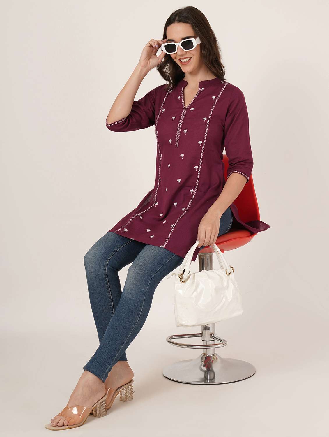 women embroidered three quarter sleeve straight kurti - 22065270 -  Standard Image - 5