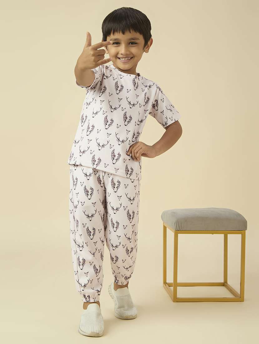 boys printed t-shirt and jogger co-ord set