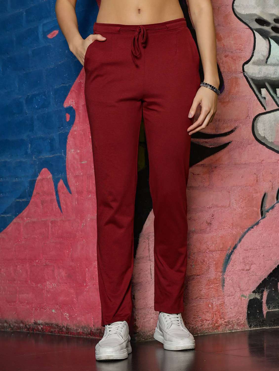 women maroon solid regular fit track pant - 22065481 -  Zoom Image - 0